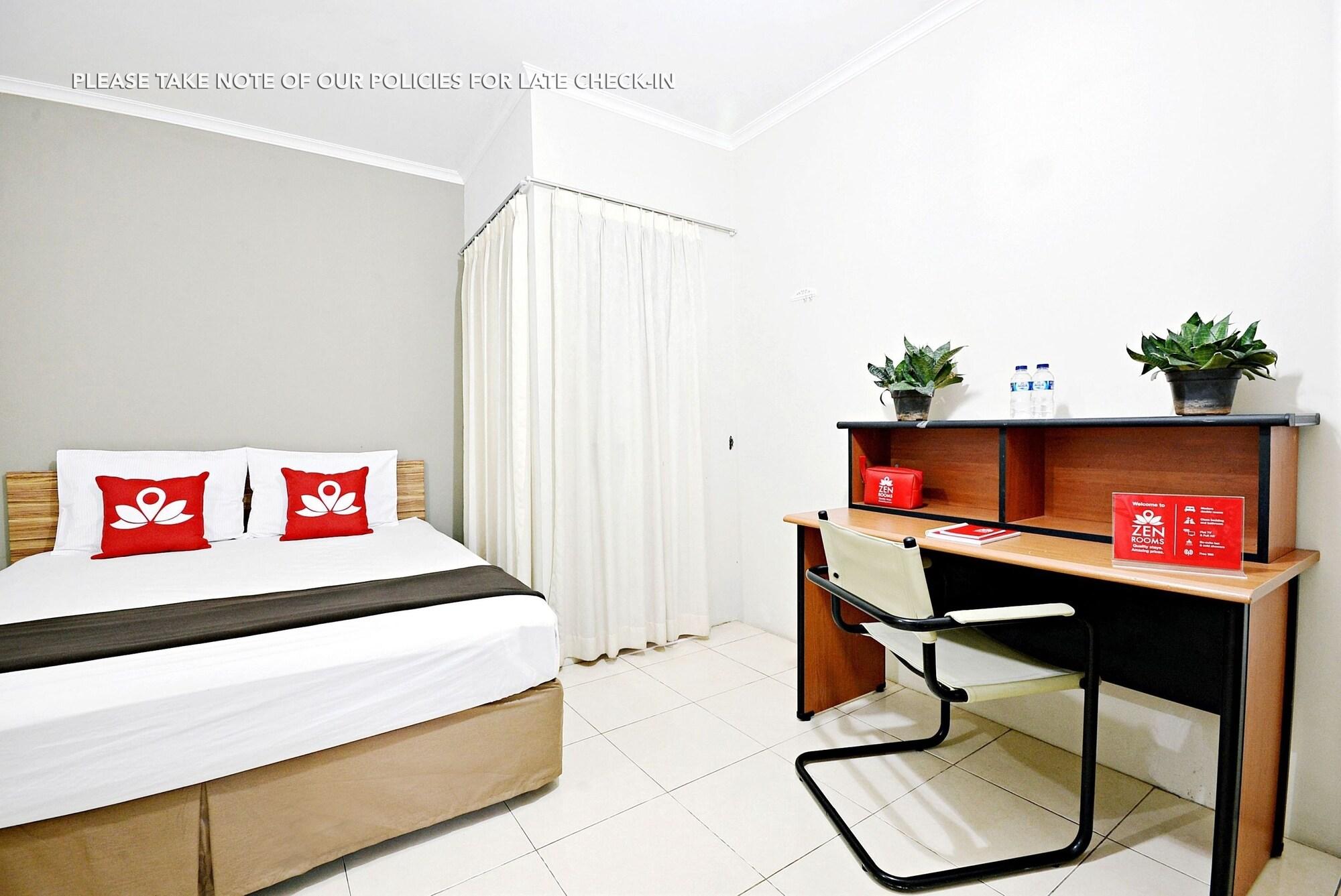 Zen Rooms Mampang Prapatan Jakarta Eksteriør bilde