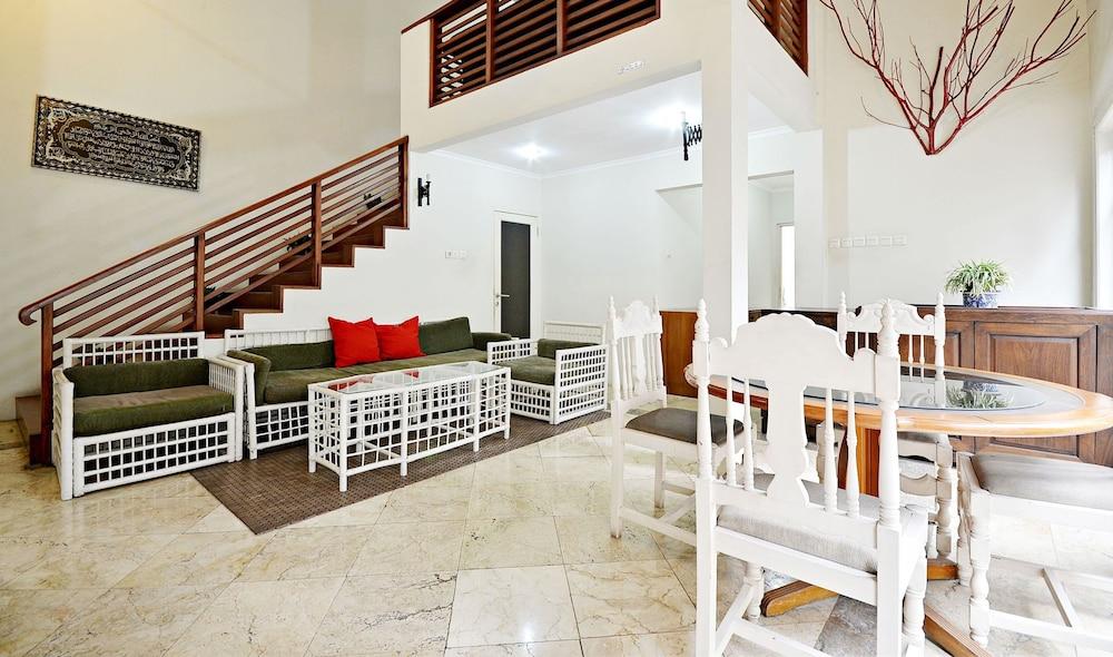 Zen Rooms Mampang Prapatan Jakarta Eksteriør bilde